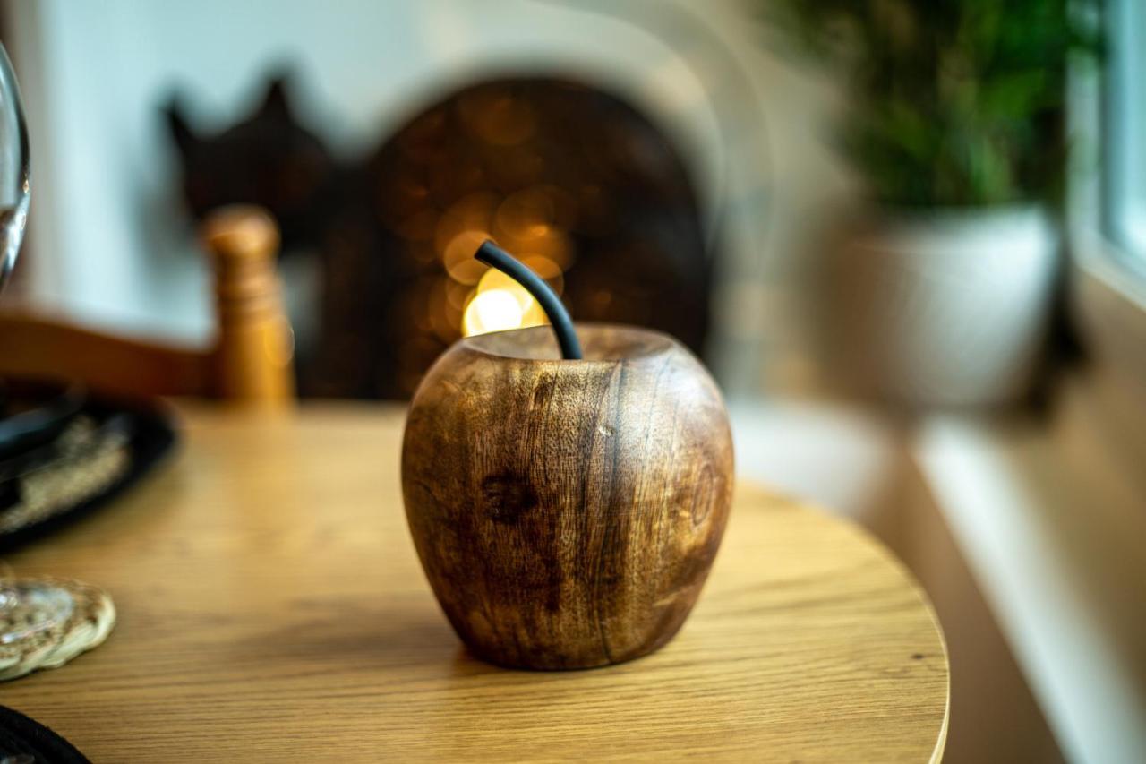 Suite Indus - Jardin, Netflix Et Parking - Le Manoir Aux Pommes Orbec Экстерьер фото